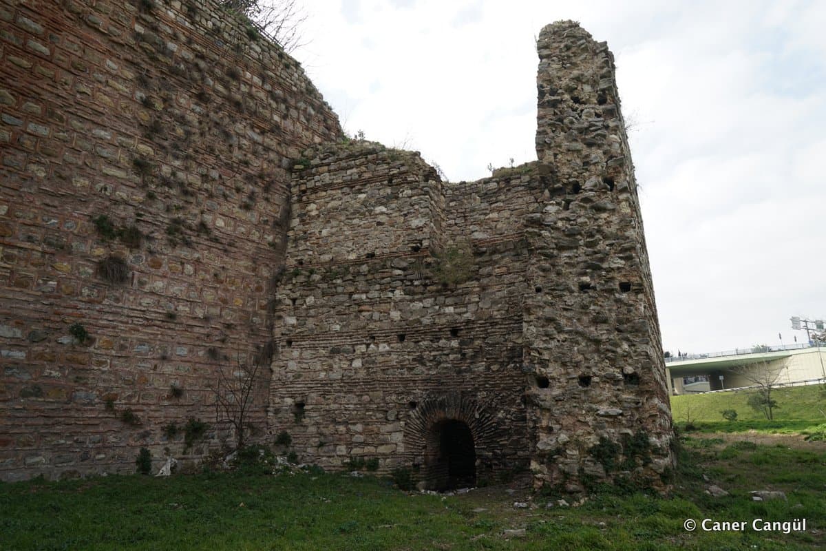 B13. Burç