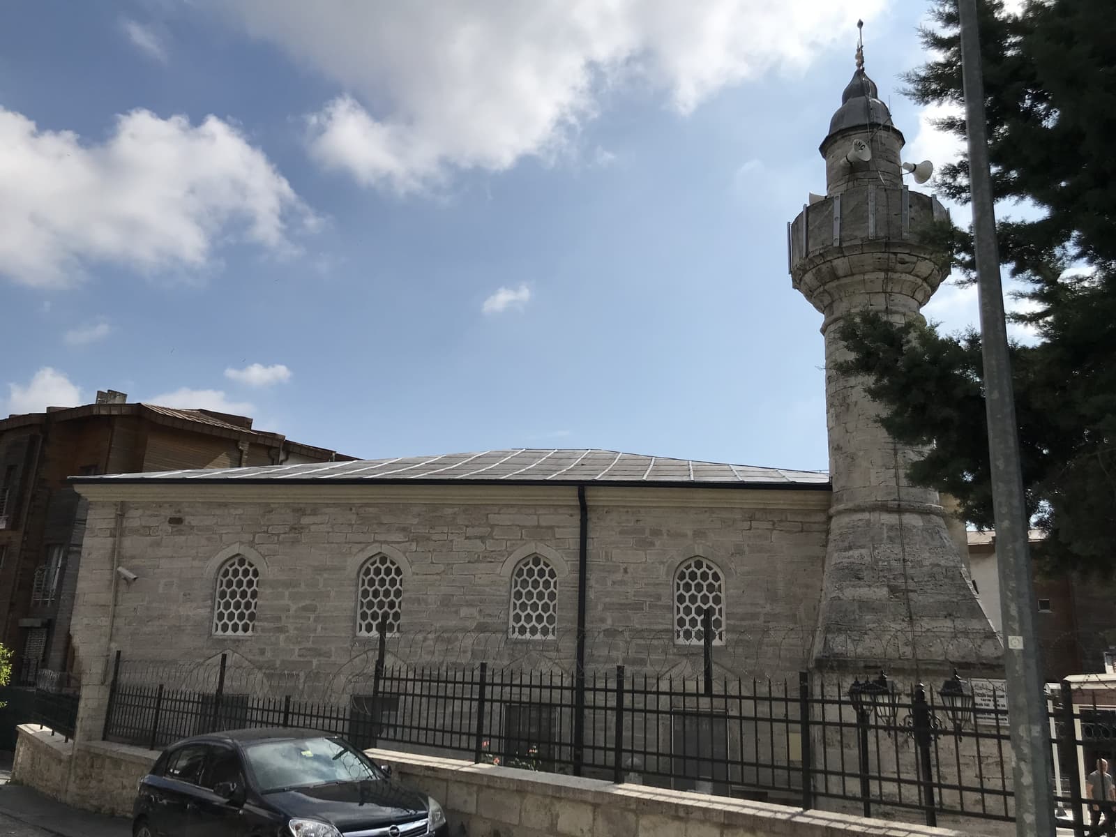 Neslişah Camii