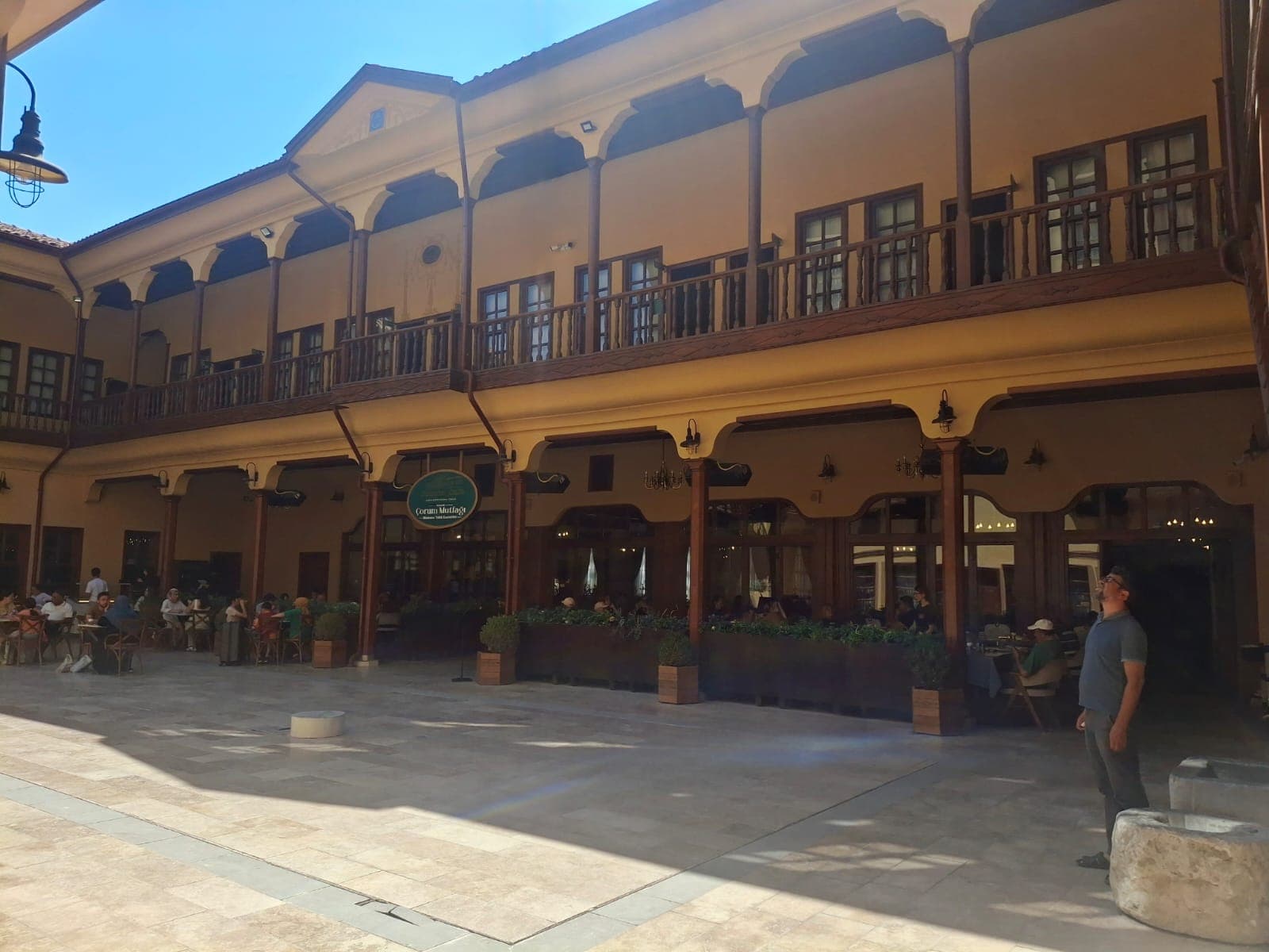 Veli Paşa Hanı