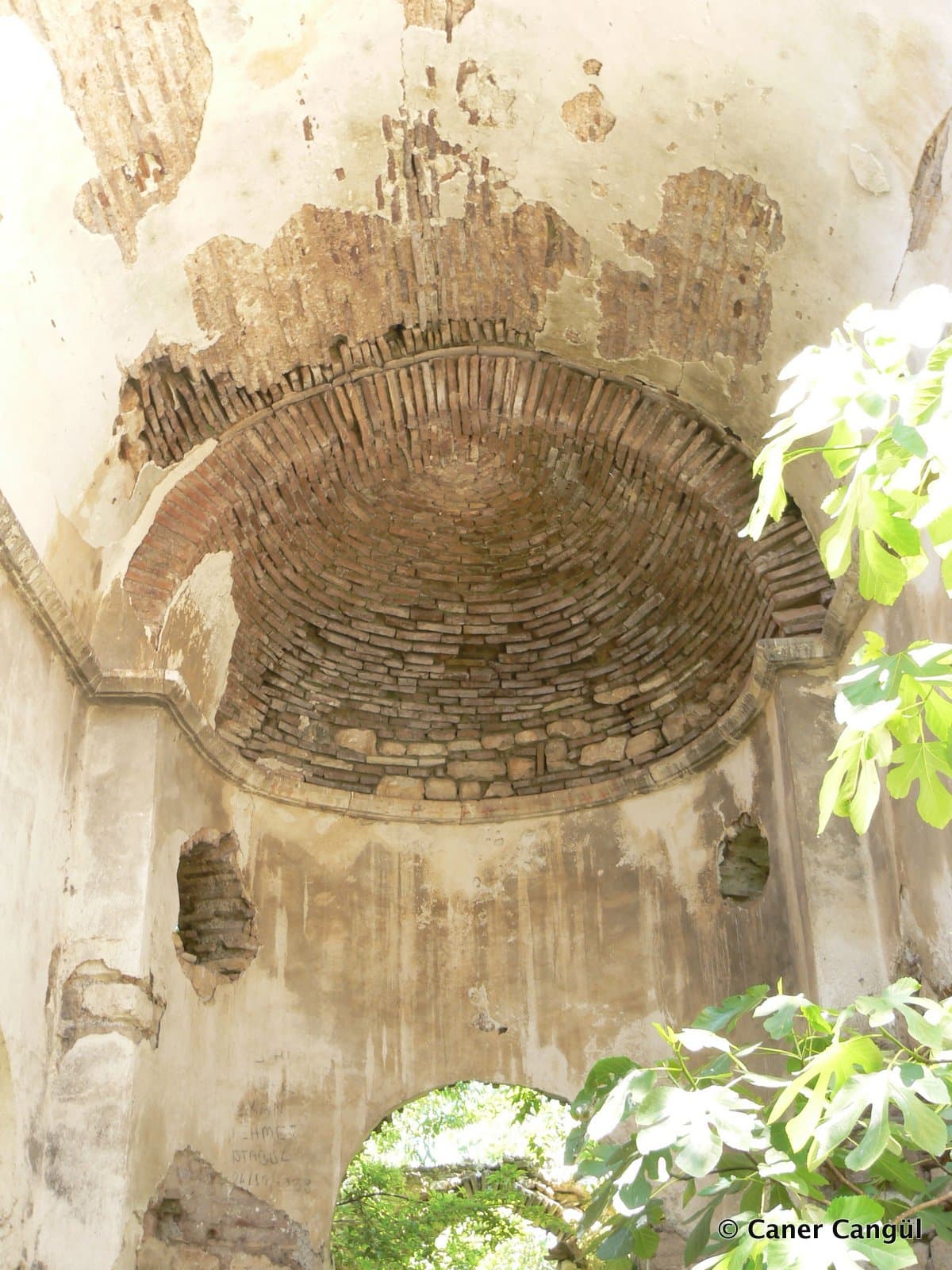 Agios Konstantinos Kilisesi