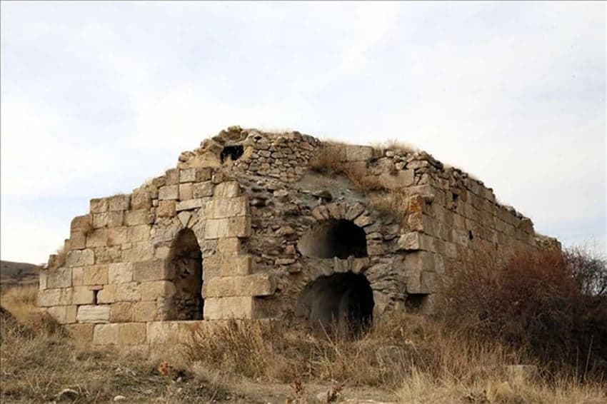 Surp Minas Kilisesi, Zara