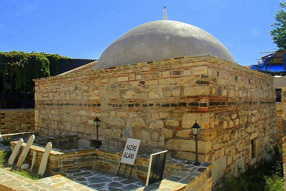 Germiyanoğlu Süleyman Şah Türbesi