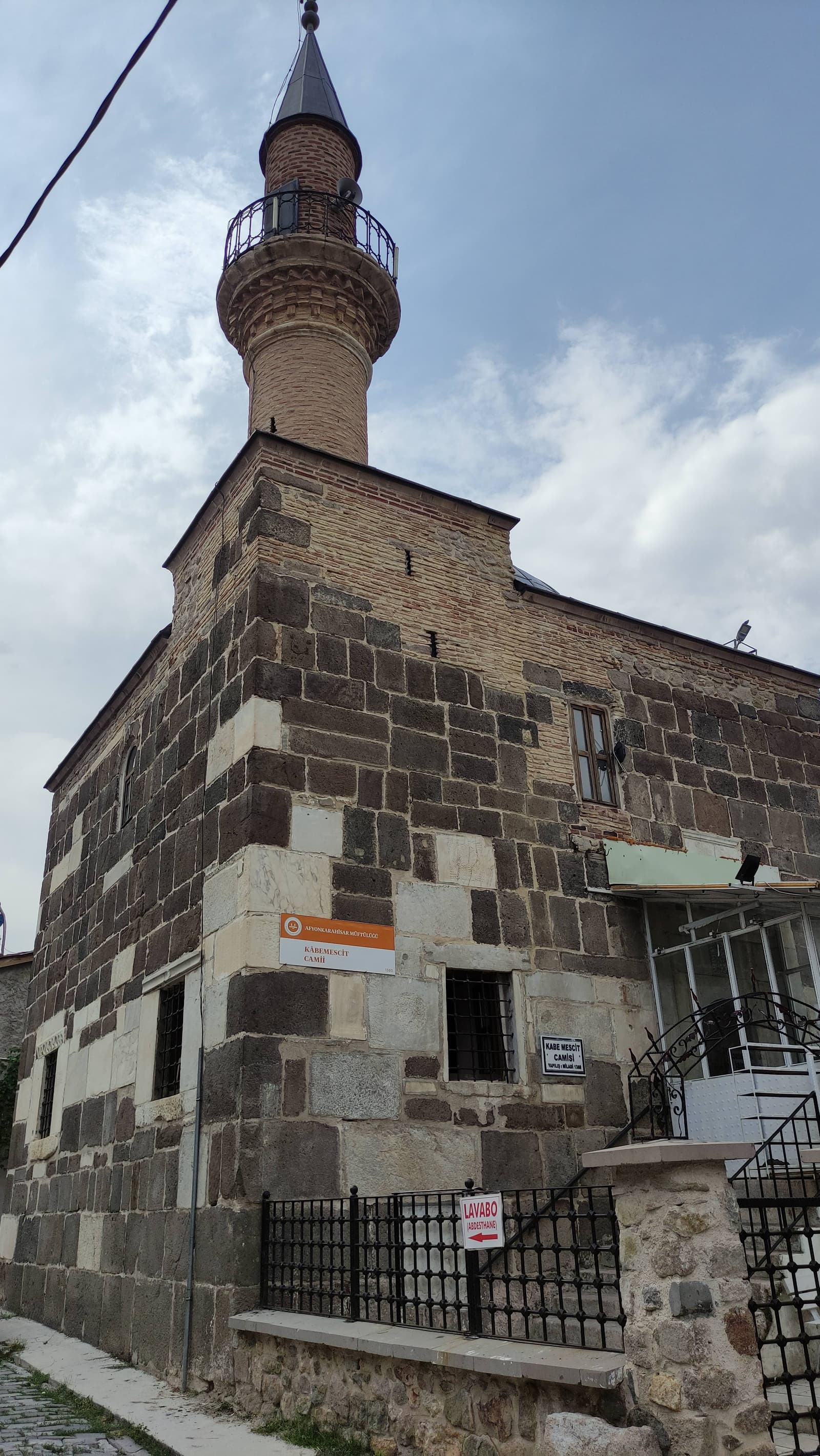Kabe Mescidi