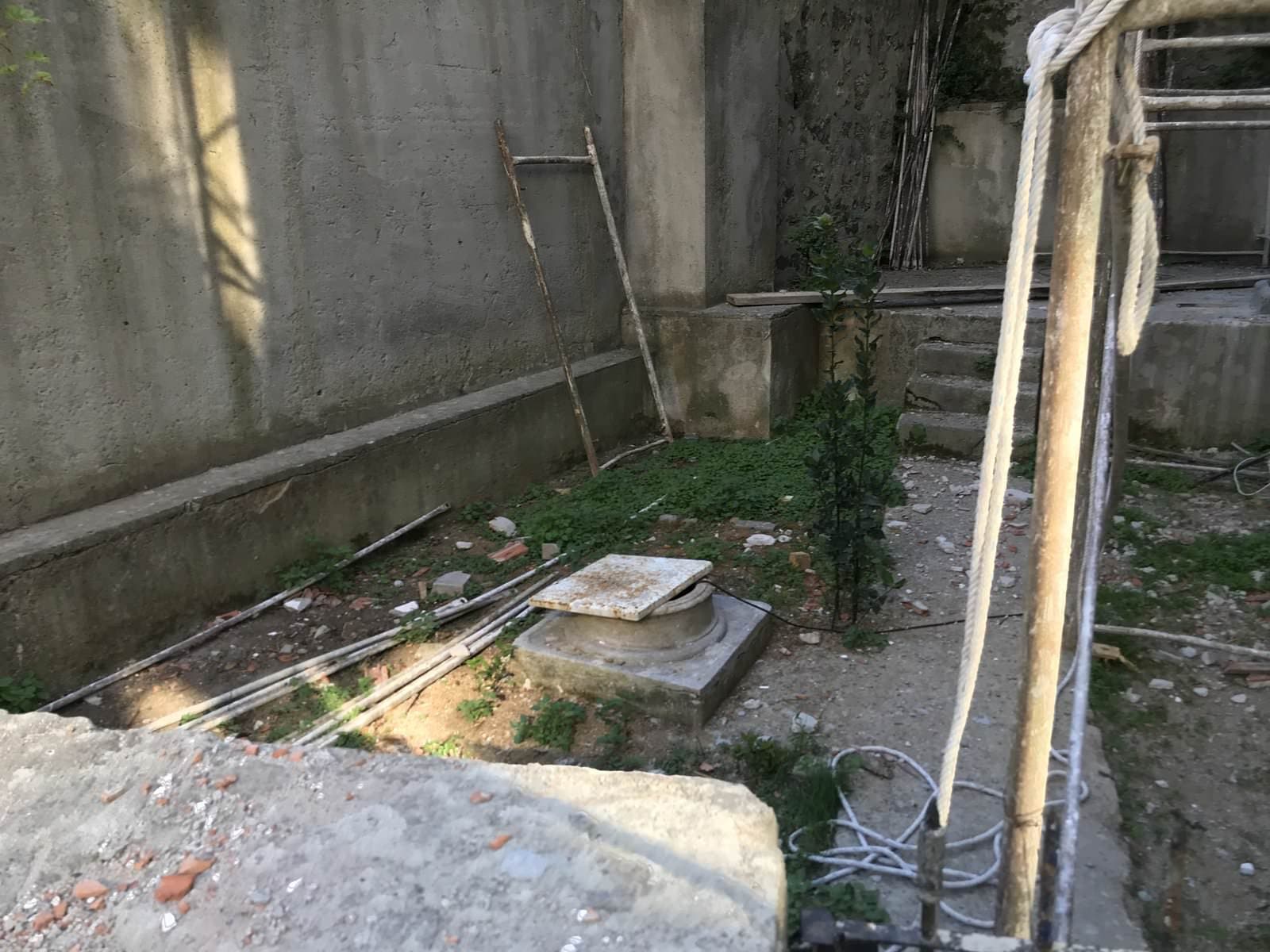Hekim Ata Caddesi Kuyusu