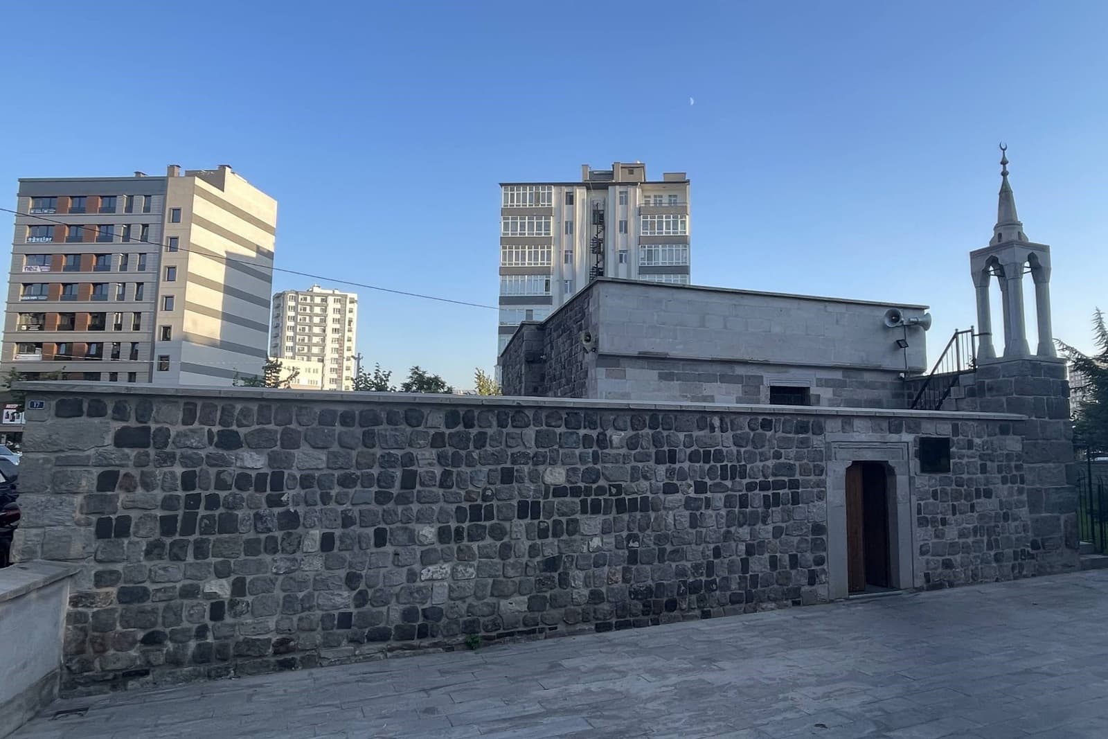 Bozatlıpaşa Narlı Mescidi