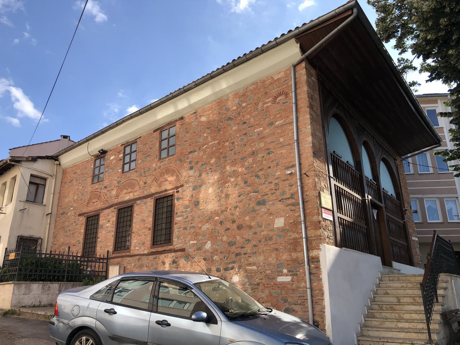 Araplar Camii