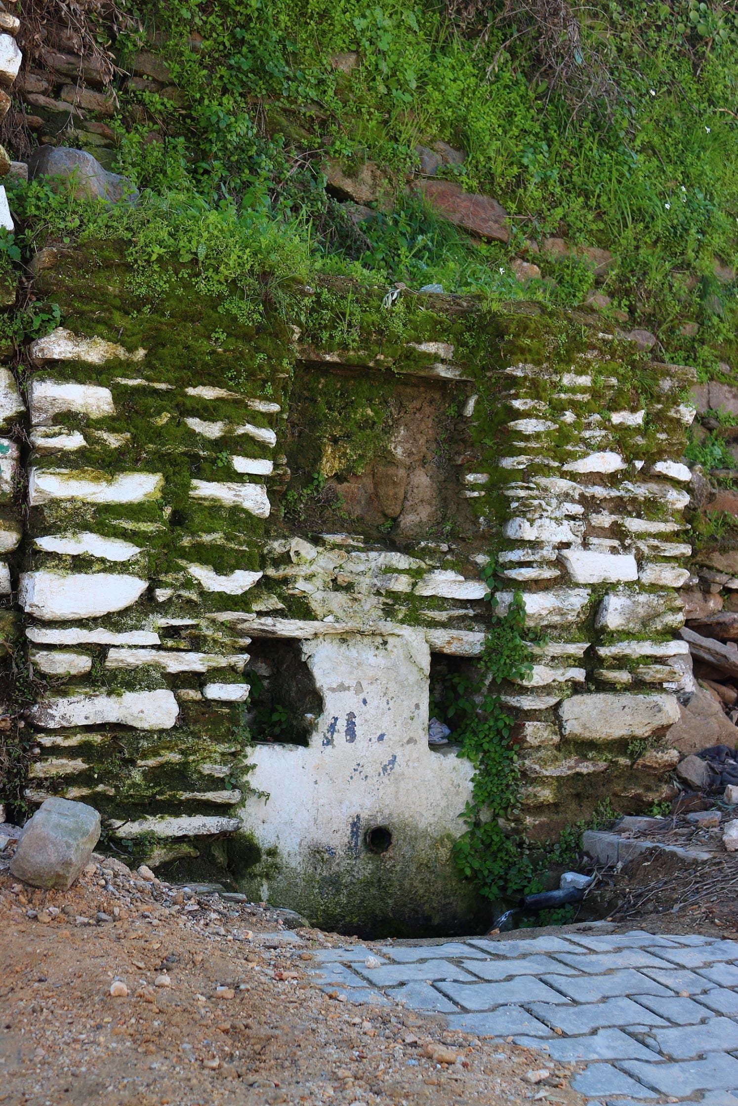 Kalfa Sokak Çeşmesi 2