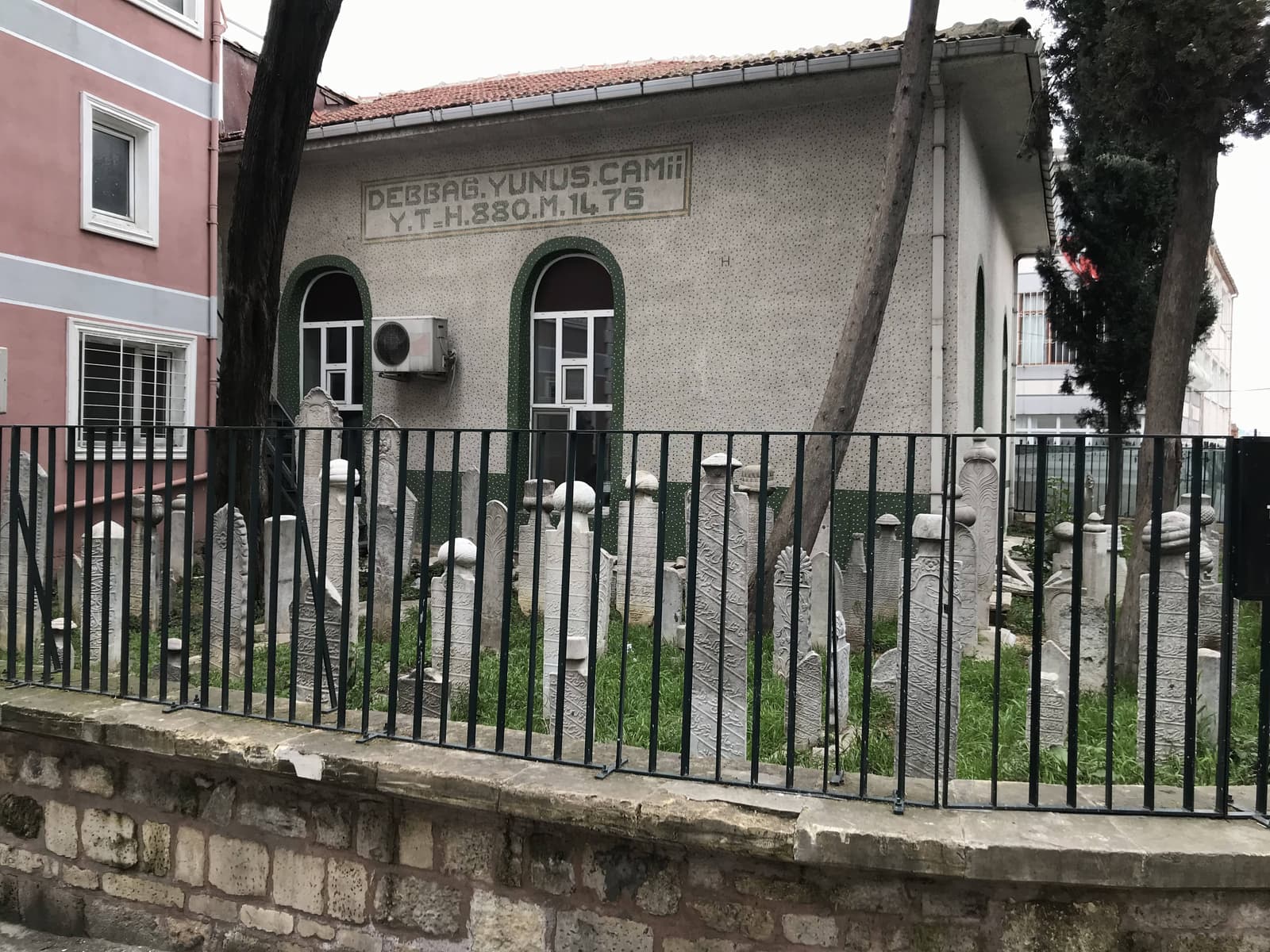 Debbağ Yunus Camii Haziresi