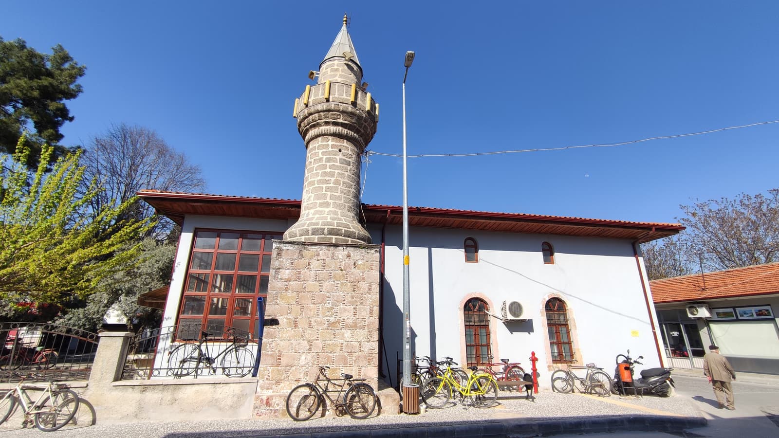 Ağalar Camii, Ula