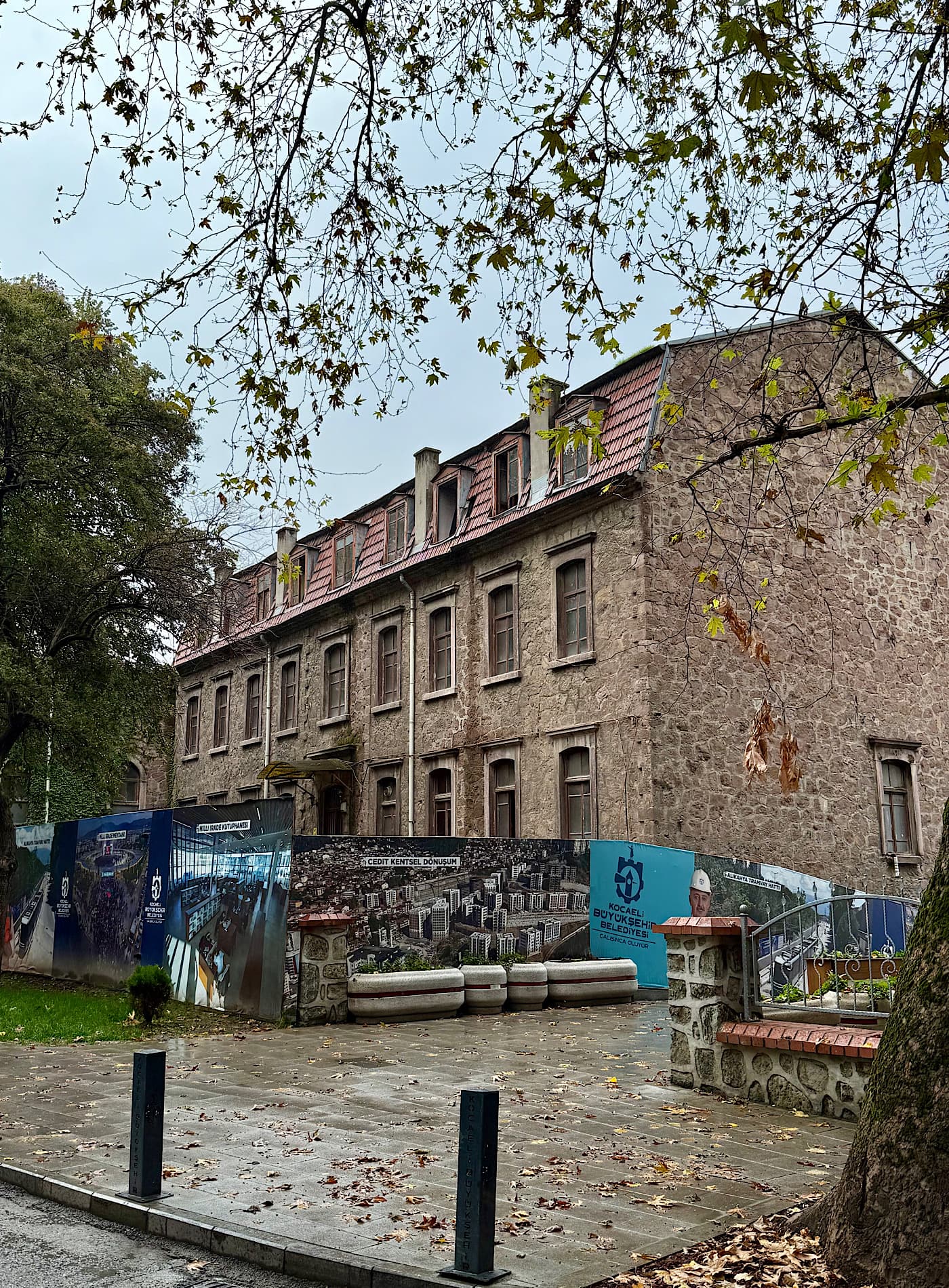 İzmit Fransız Mektebi