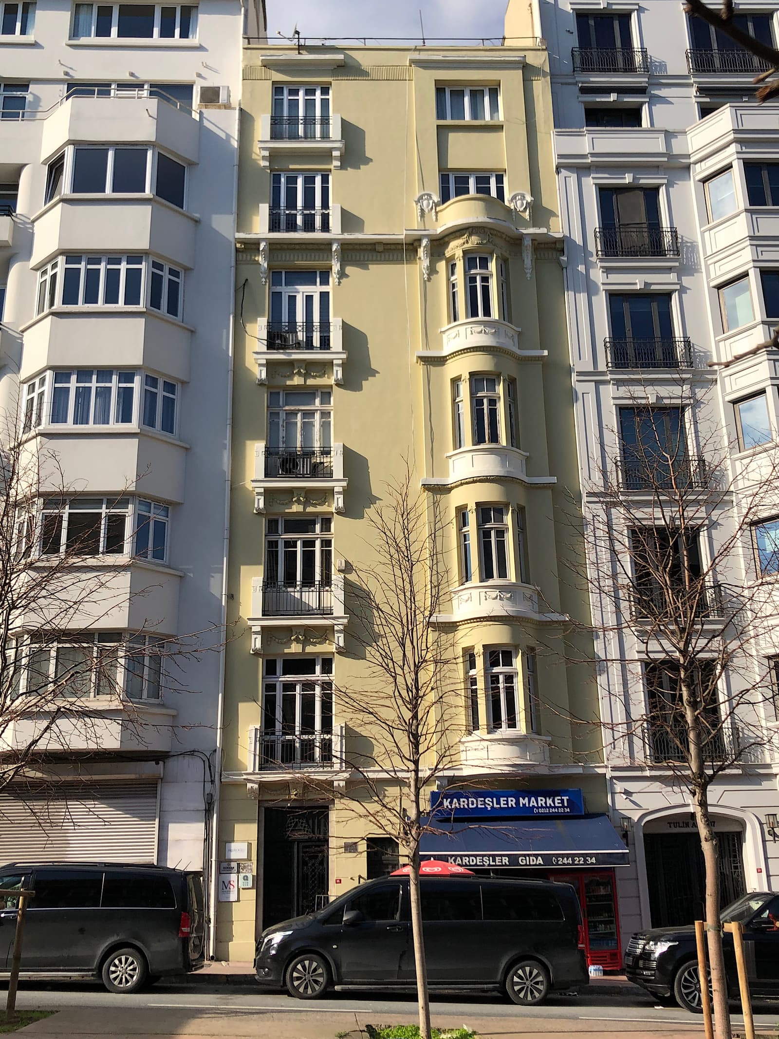Gayret Apartmanı