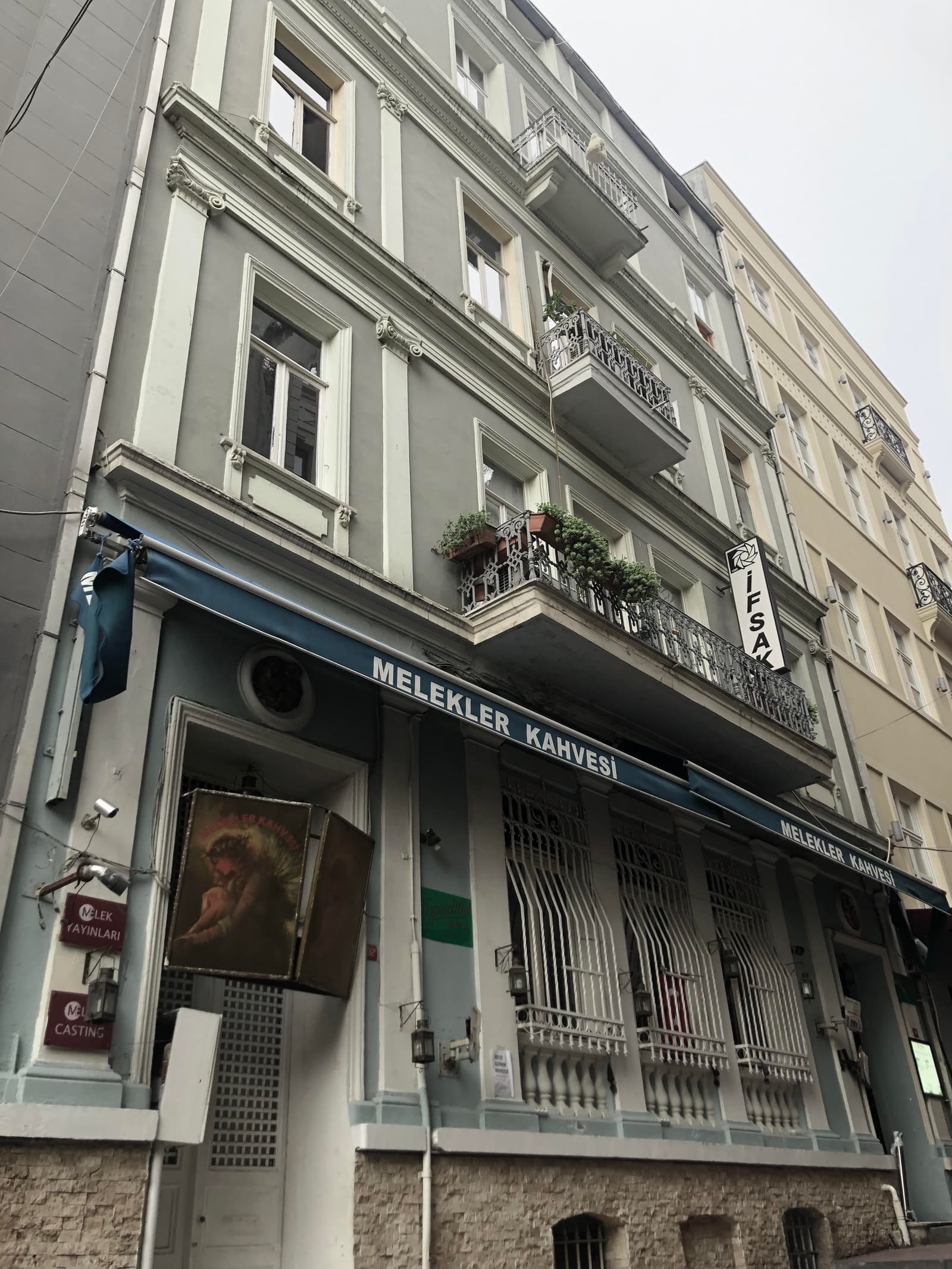 Özverim Apartmanı
