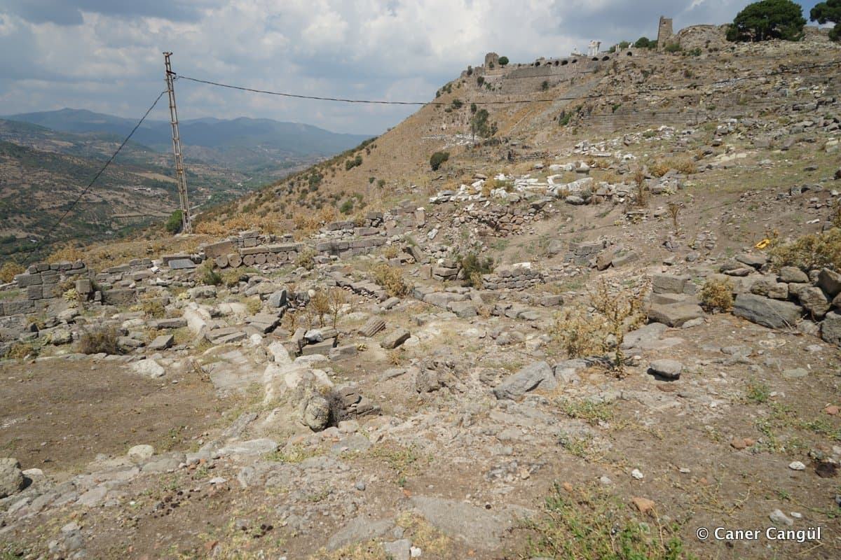 Pergamon Akropolis Hamamı