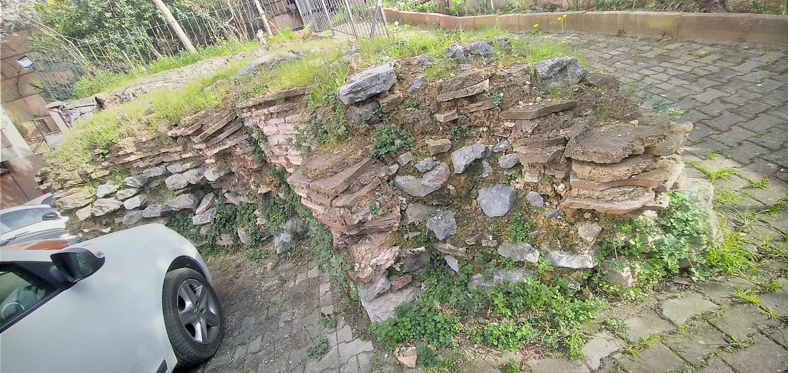 Merdivenköy Manastırı