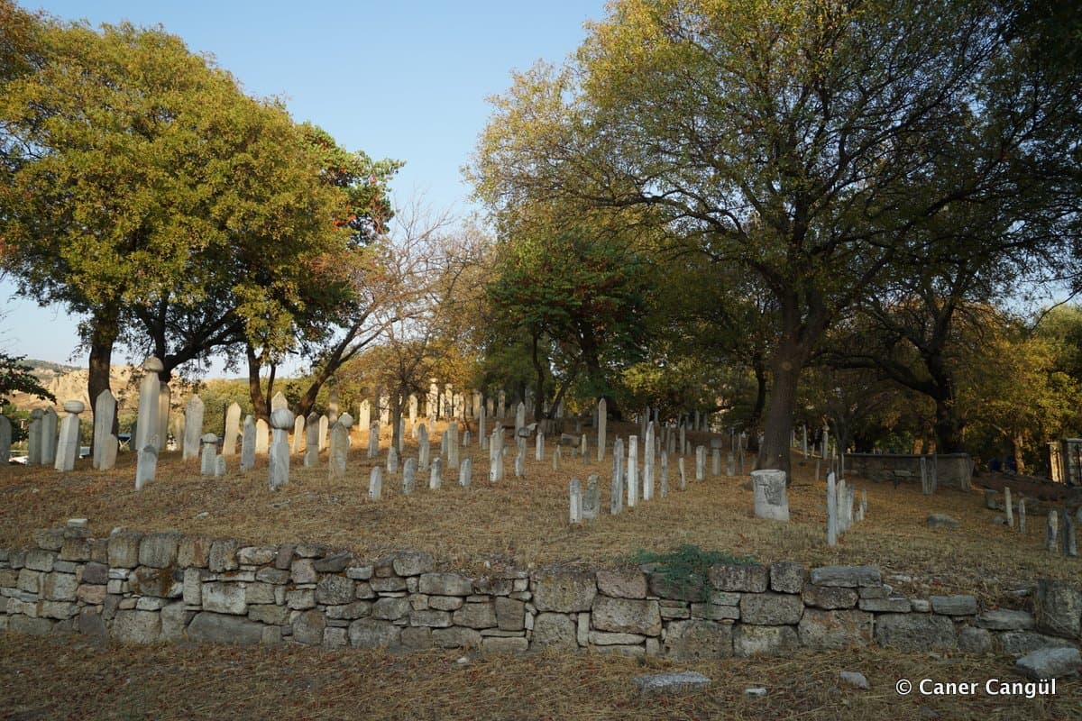 Foça Osmanlı Mezarlığı
