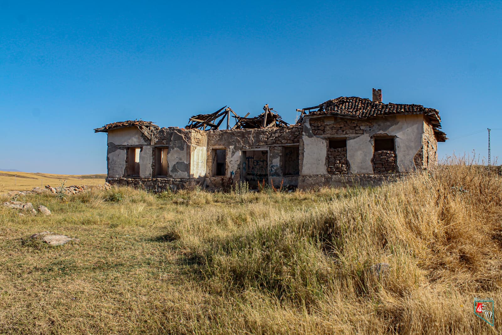 Ermeni Okulu, Canova