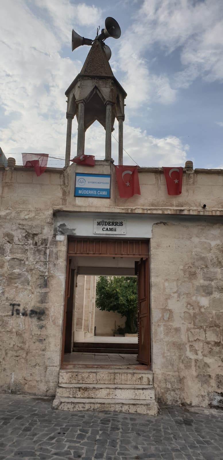 Müderris Cami