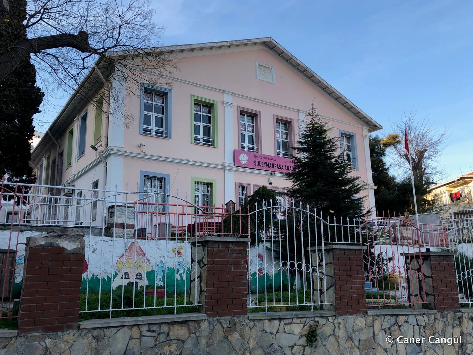 Menba-i İrfan Mektebi