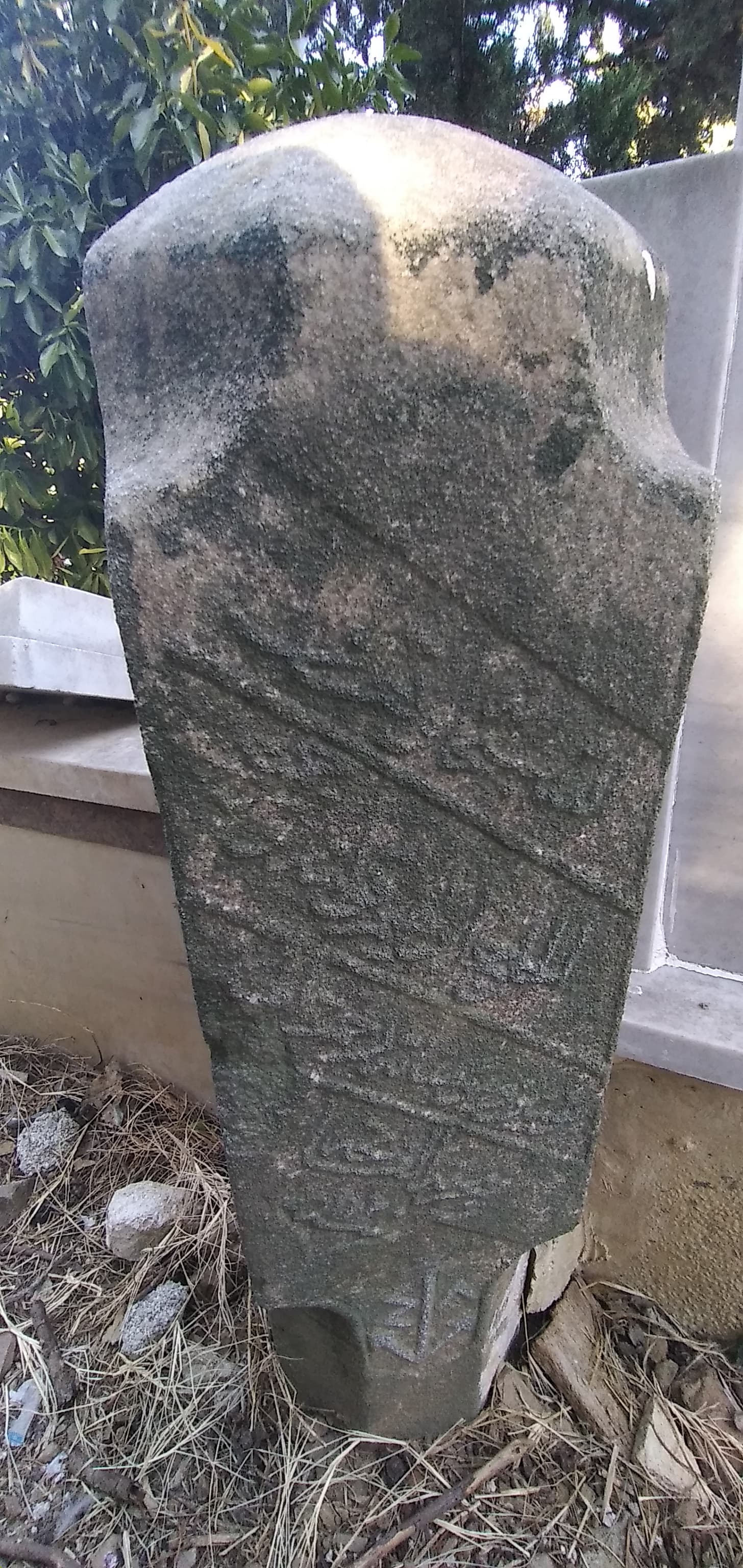 Zindanarkası Mezarlığı