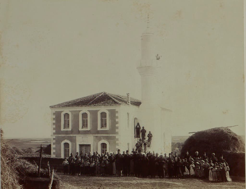 Şahpaz Köyü Camii