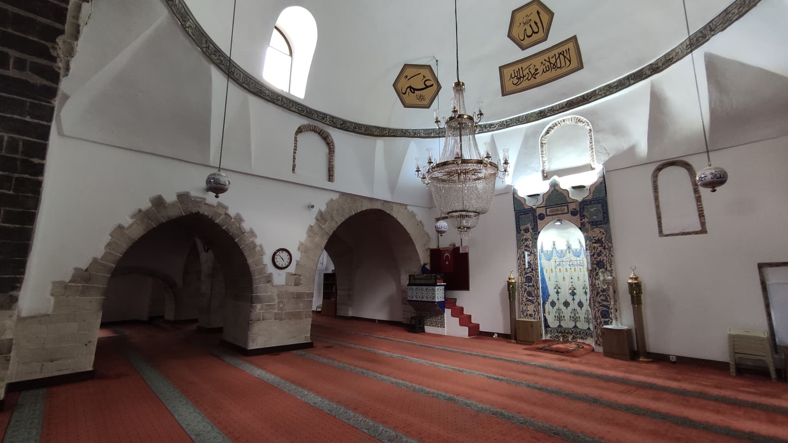 Demirtaşpaşa Camii