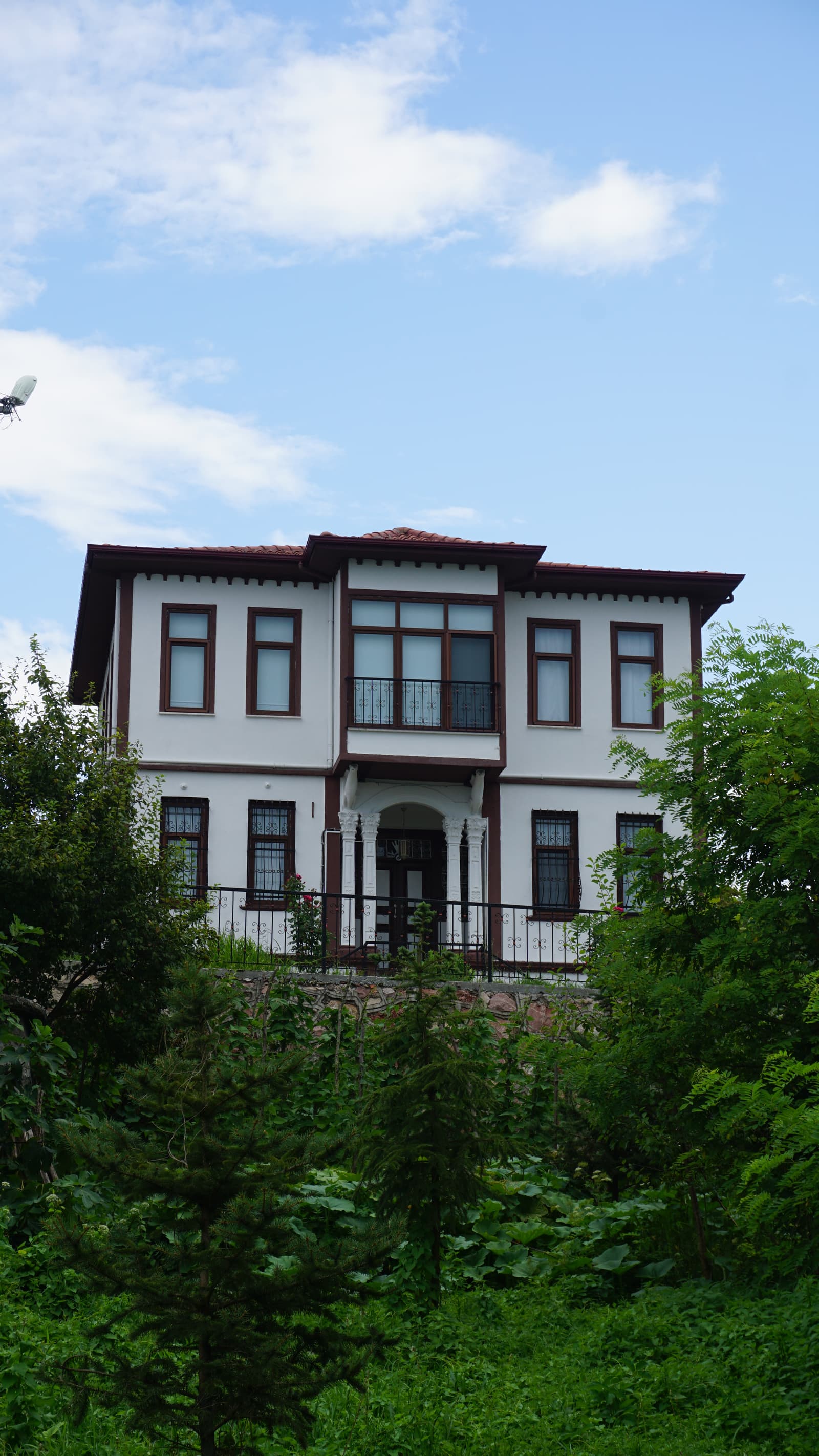 Yerebasmaz Konağı
