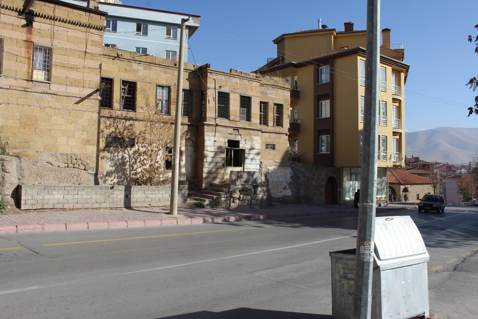 Konak-1, Yeşilburç Caddesi, Niğde