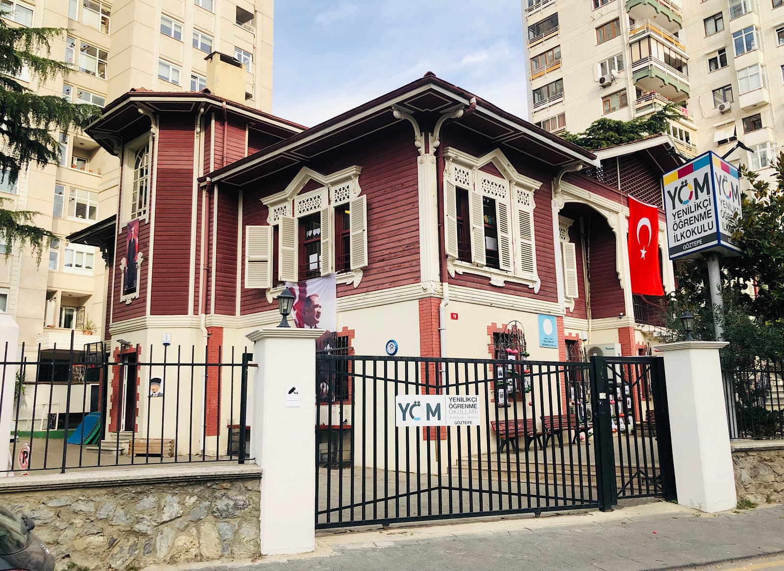 Köşk — Göztepe, Doktor Rıfatpaşa, 19