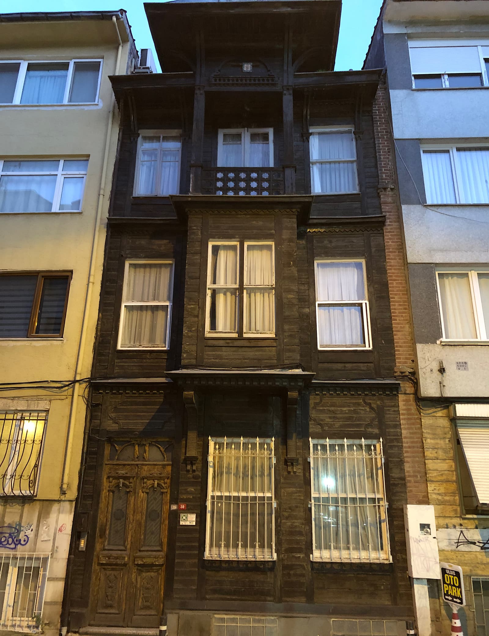 Konak — Osmanağa, Canan, 39