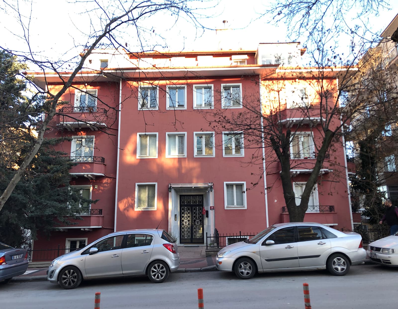 Güneş Apartmanı, Çankaya