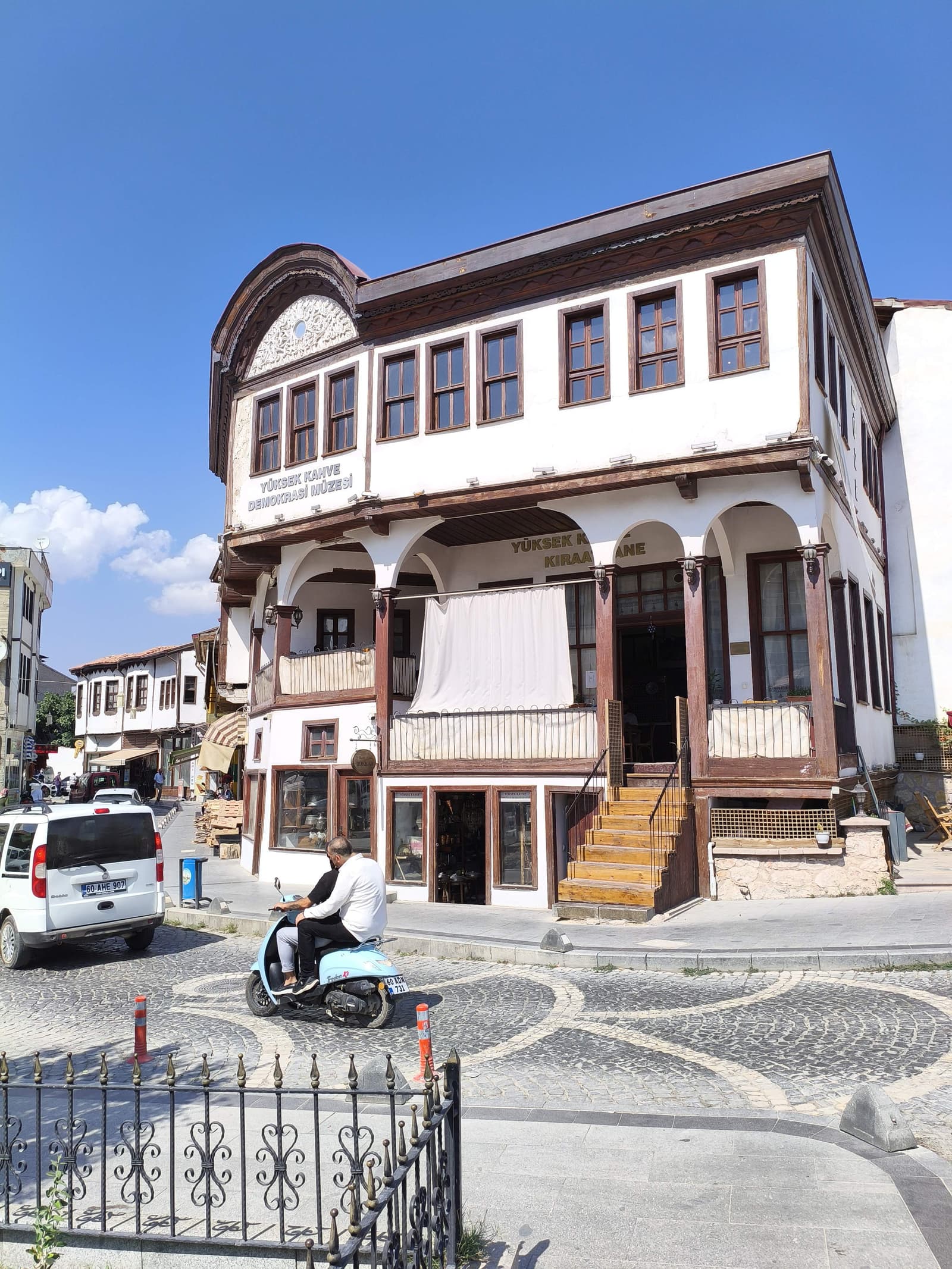 Yüksek Kahve