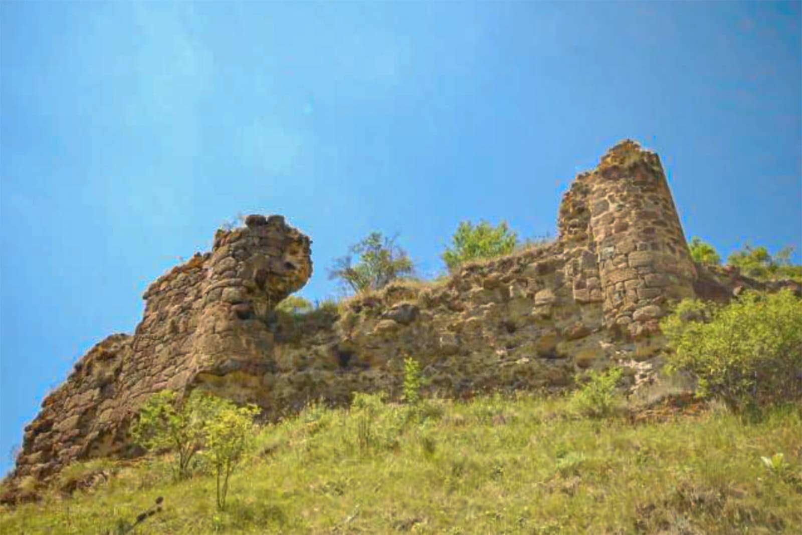 Ğvinia Kalesi