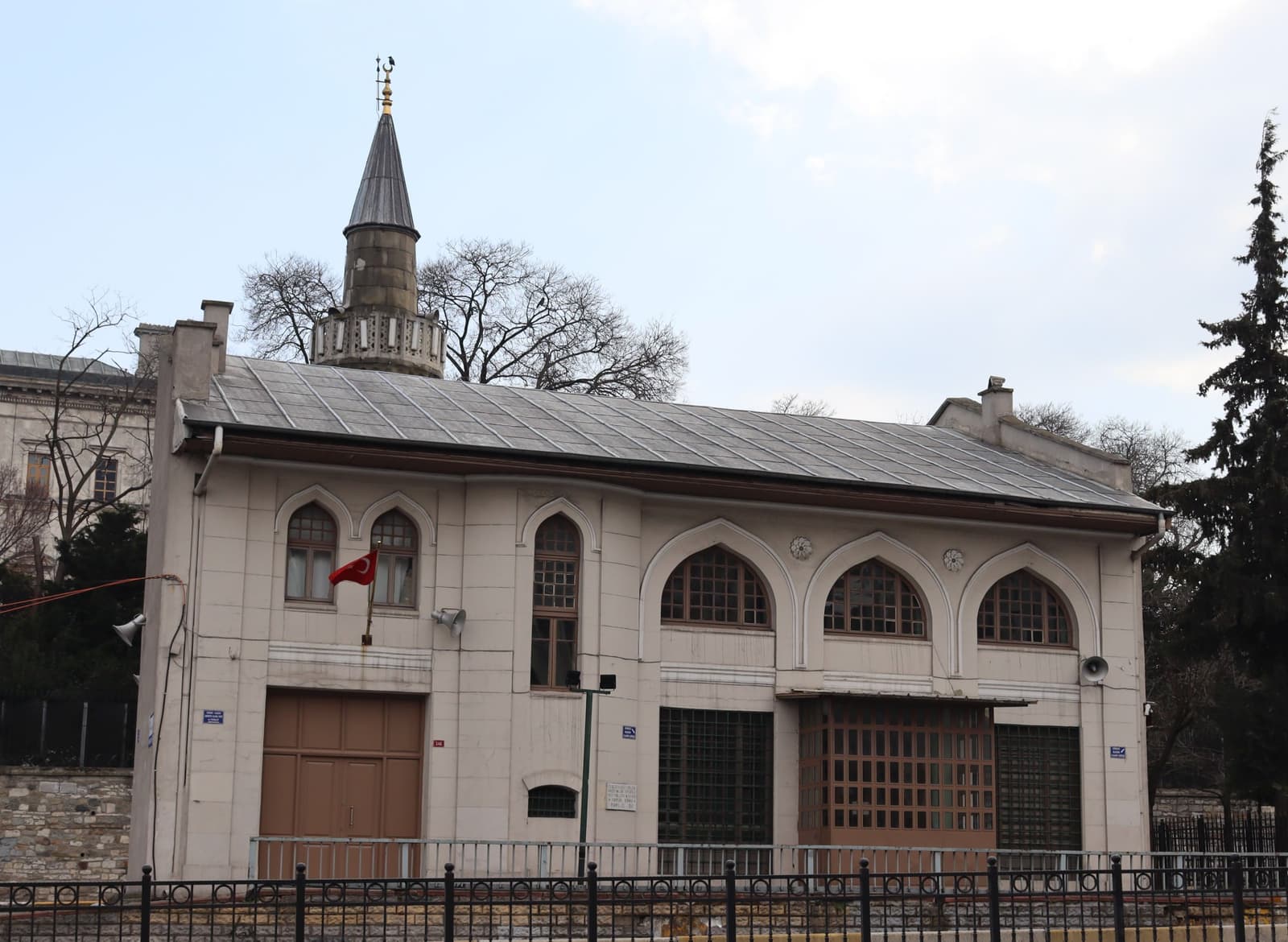 Kamer Hatun Camii