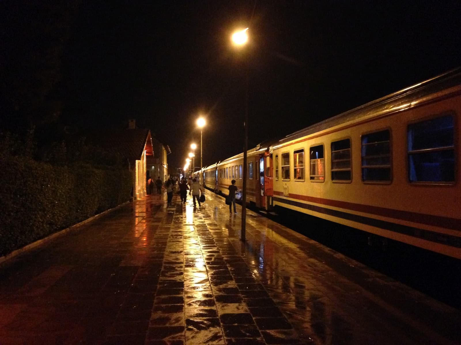 Uşak Garı