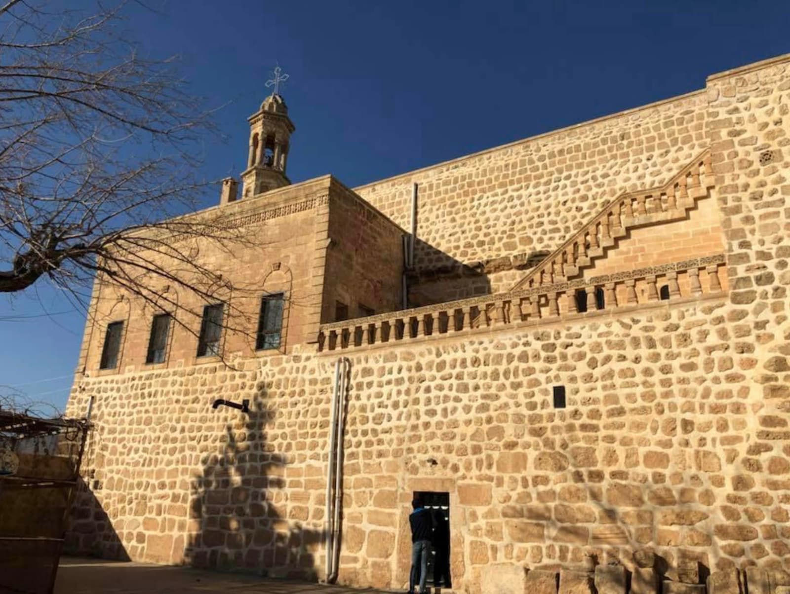 Mor Azozo Kilisesi