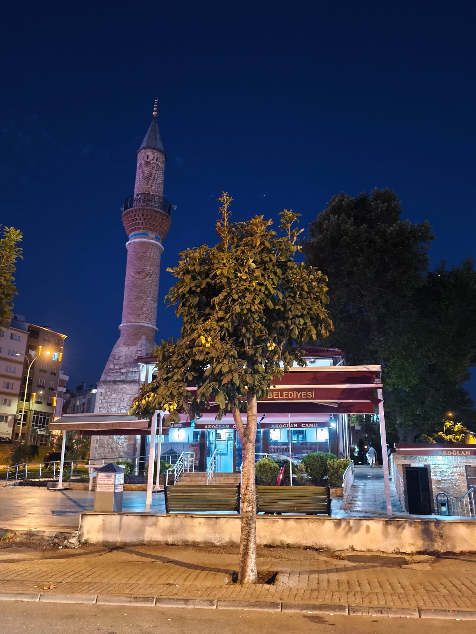 Akoğlan Camii