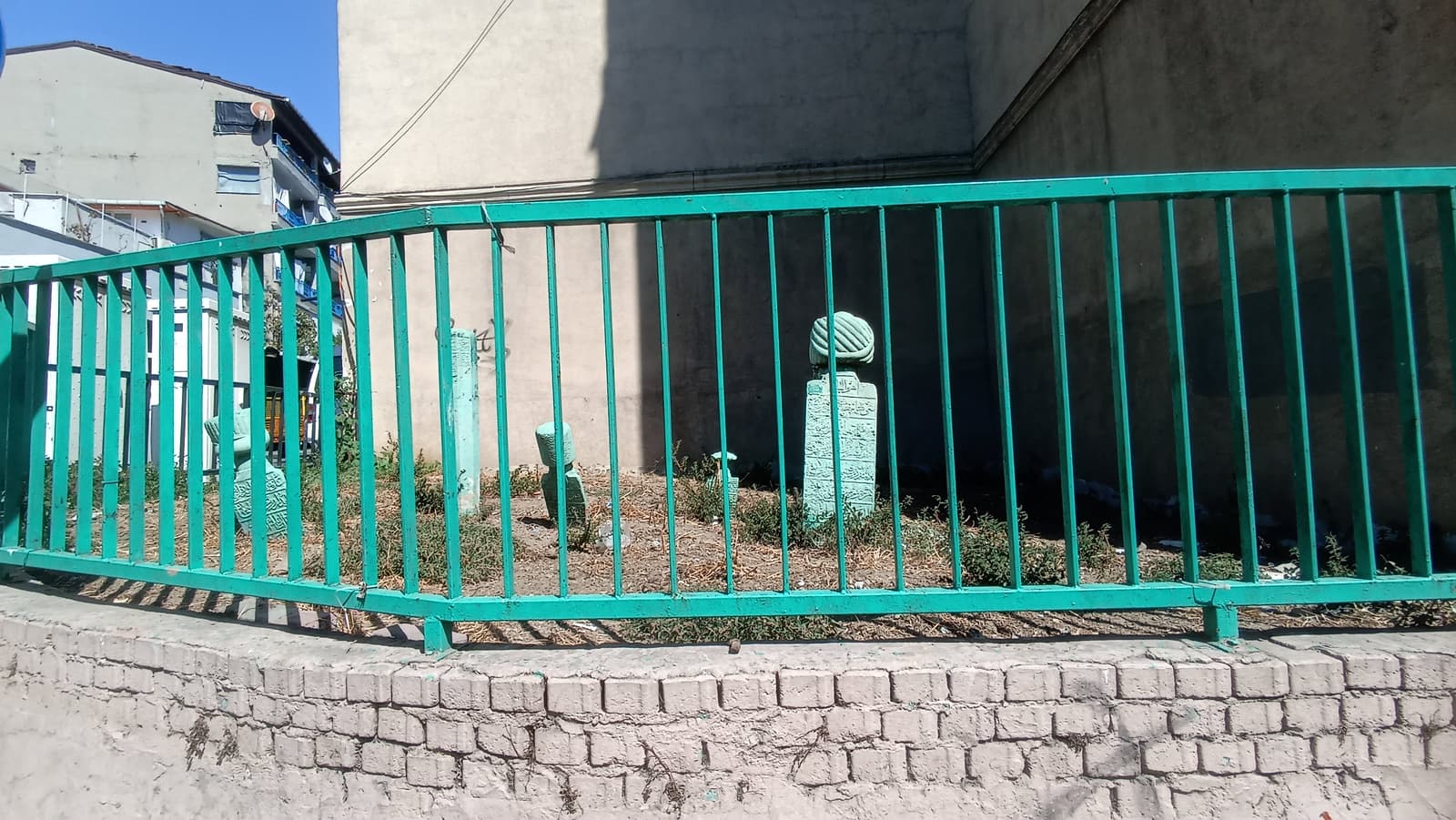 Hazire, Kulaksız