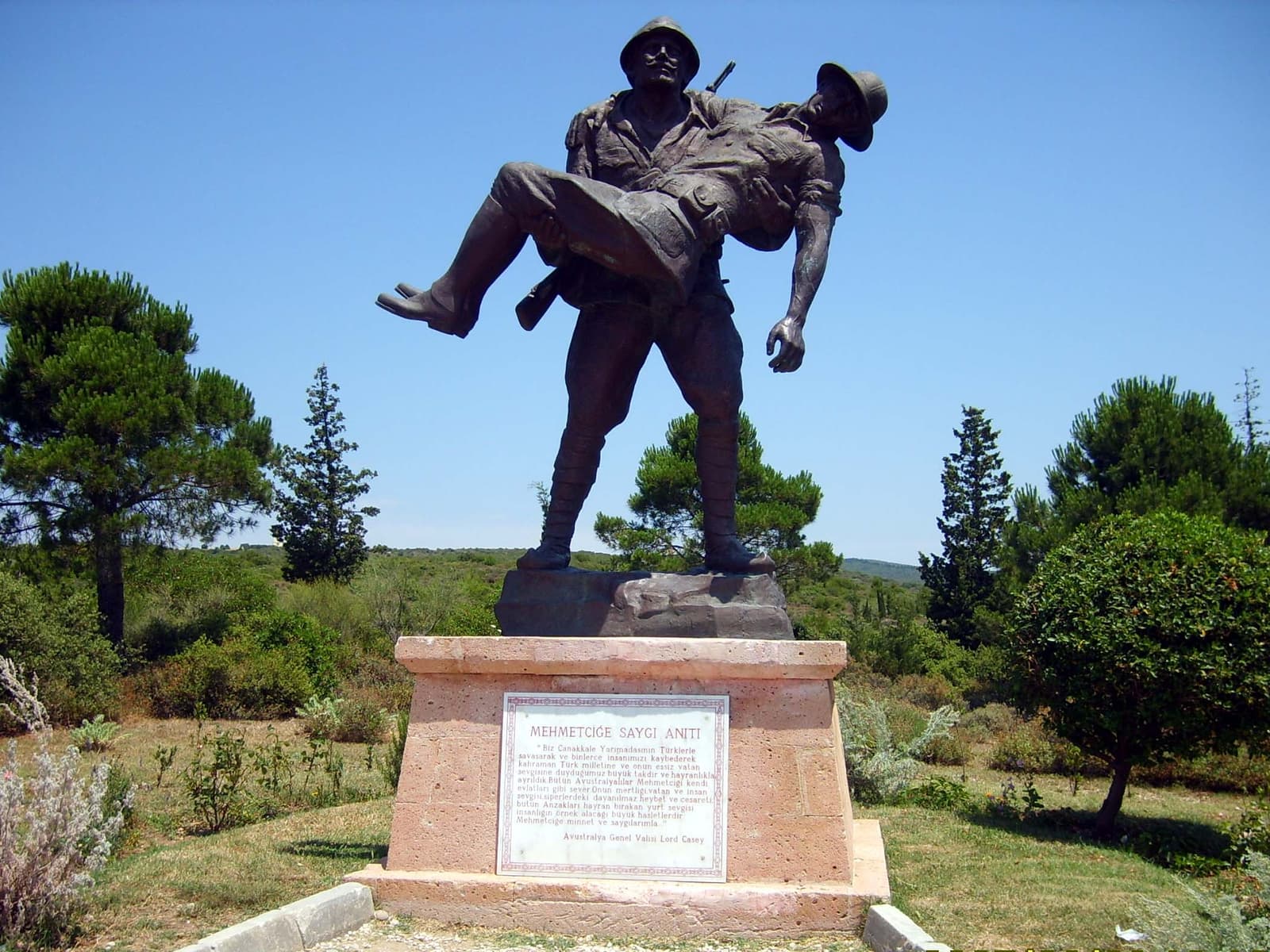 Mehmetçiğe Saygı Anıtı