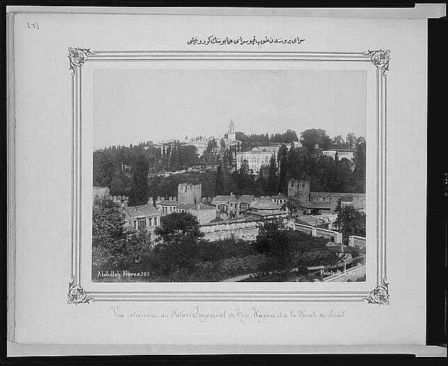 View of Topkapı Sarayı (palace) from Sarayburnu