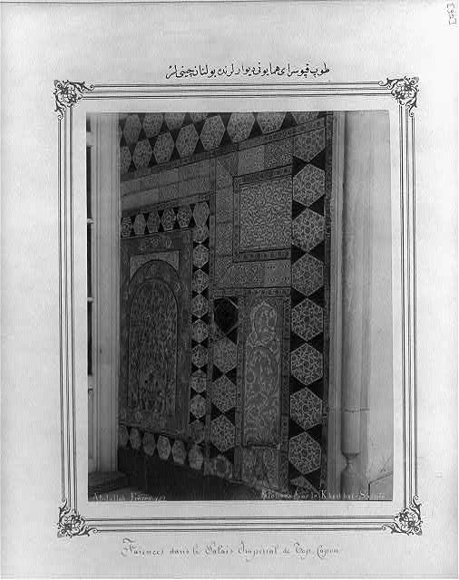 Tiled walls in the Imperial Topkapı Sarayı (palace)