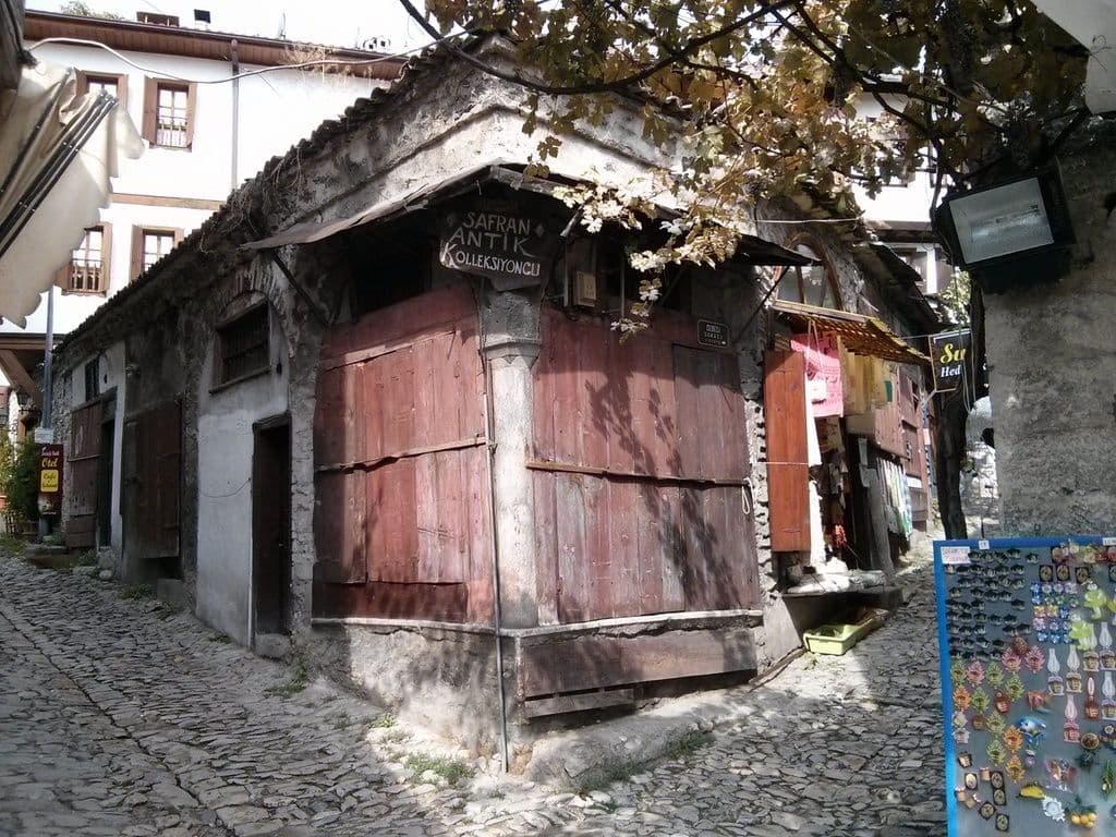 Köprülü Mehmet Paşa Camii Güneş Saati