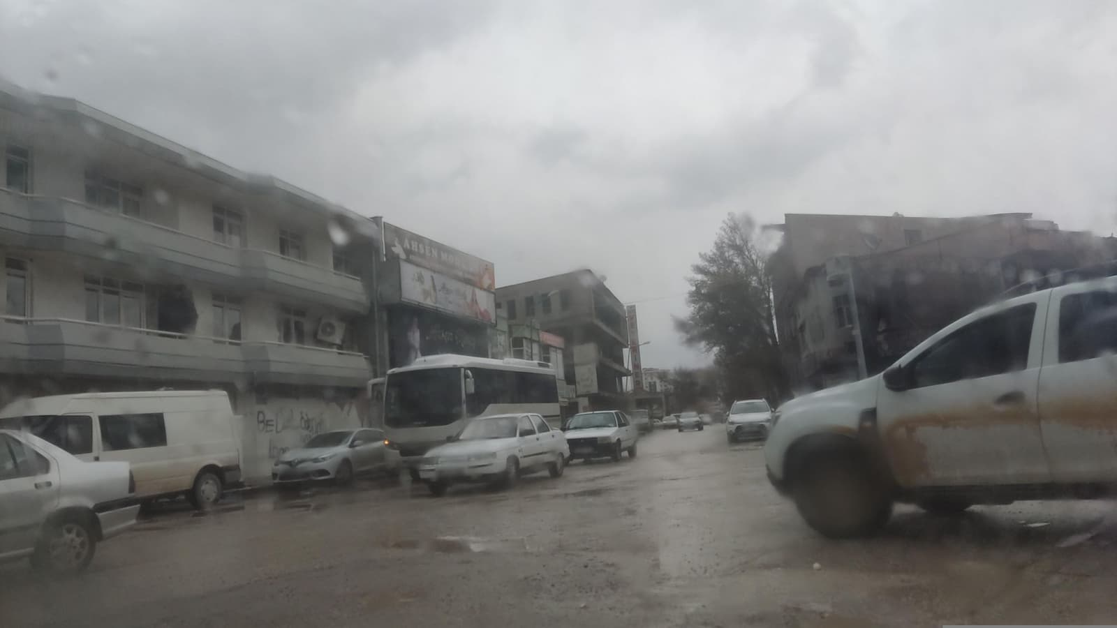 Anıt