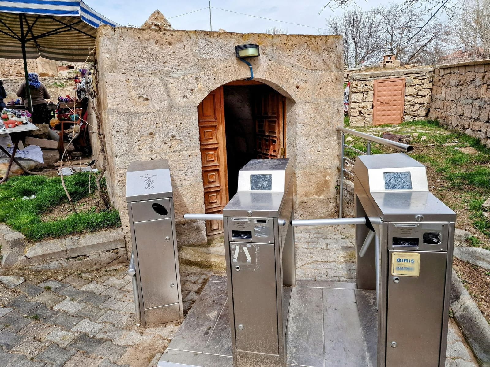 Saratlı yeraltı şehri