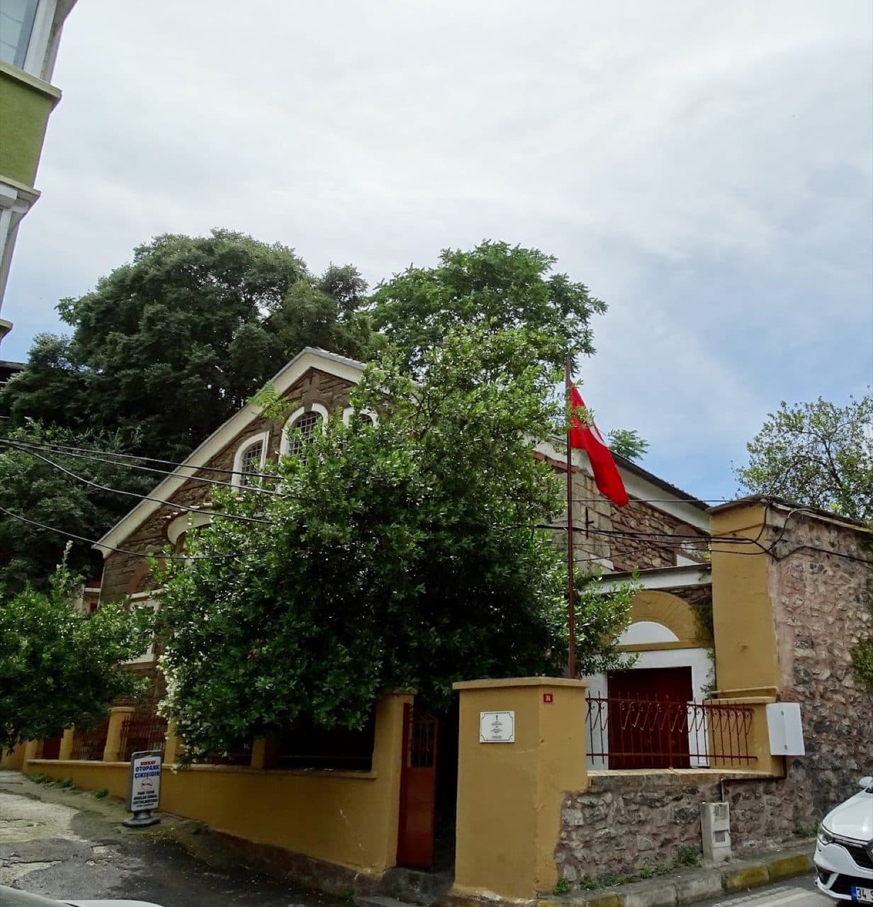 Ayii Apostoli Ayazması, Bebek