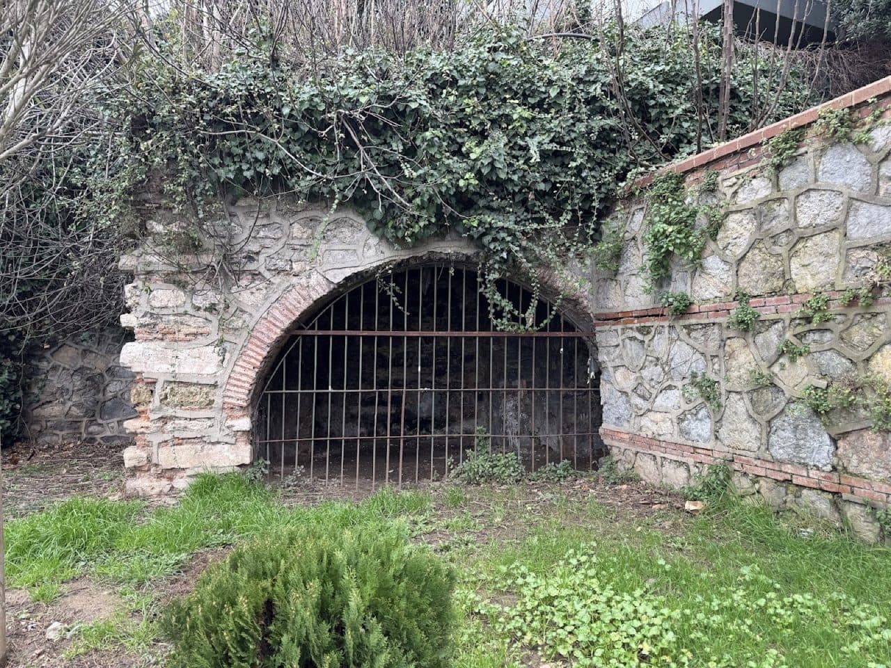 Ayios İonis Ayazması