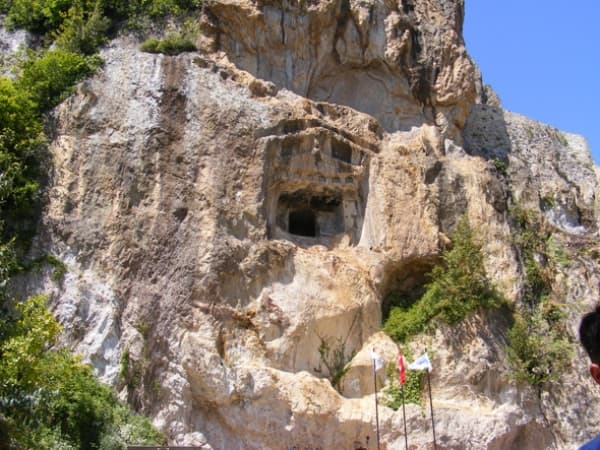 Kaya Mezarı 4 (Delikkaya Mahallesi), Altınordu