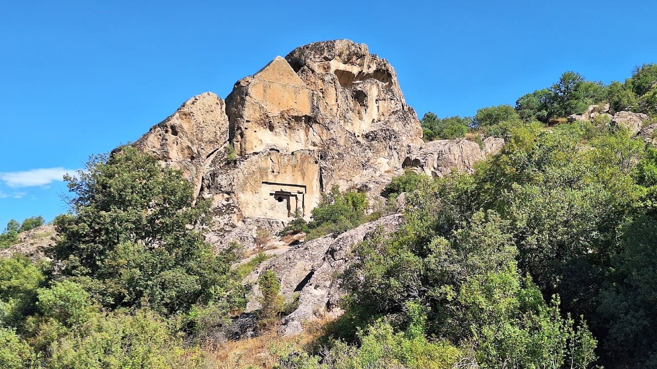Deliktaş Kaya Mezarı