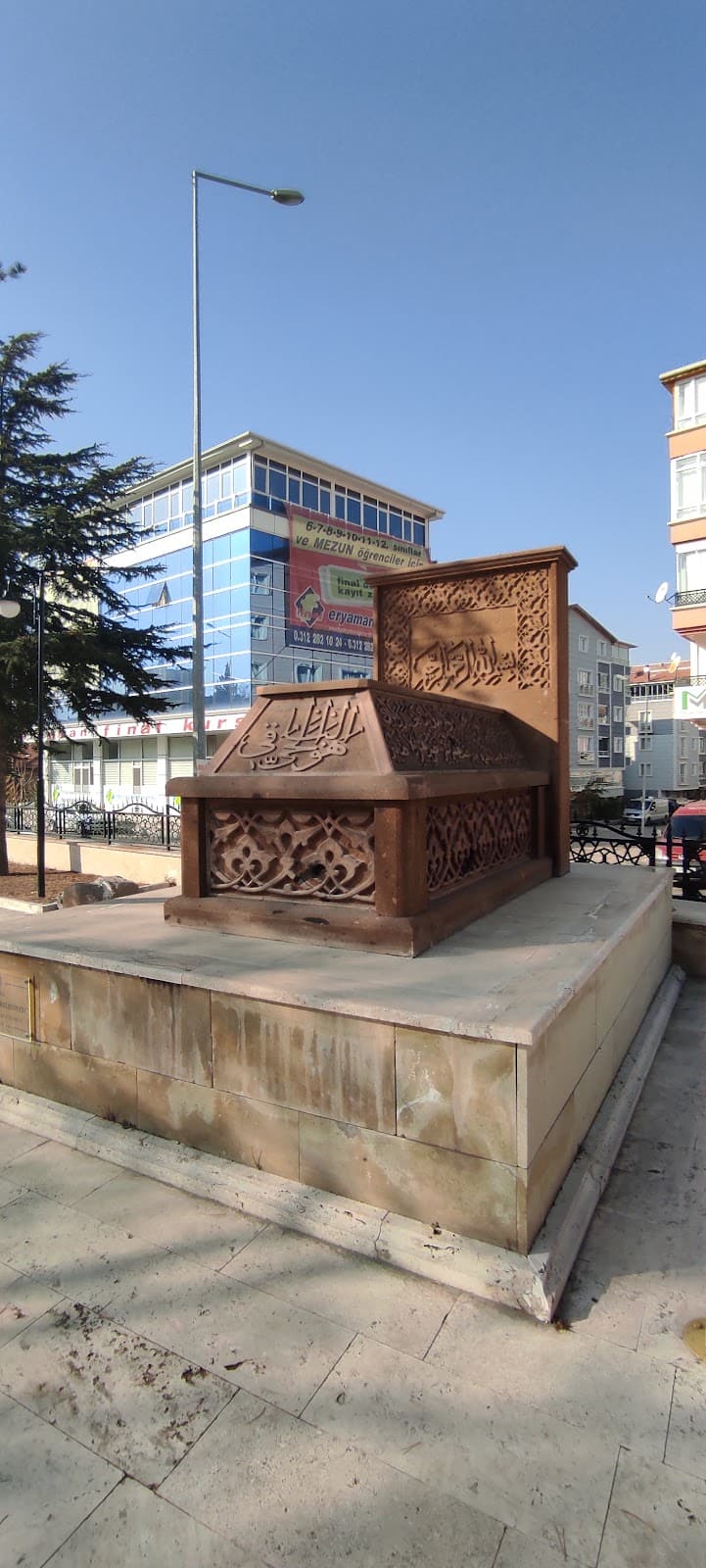 İmir Yaman Kabri