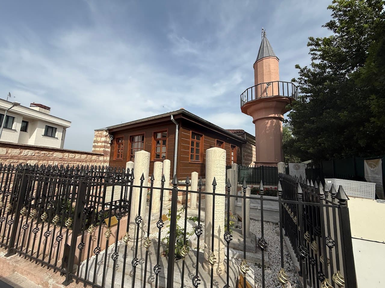 Elvan Hazretleri Kabri