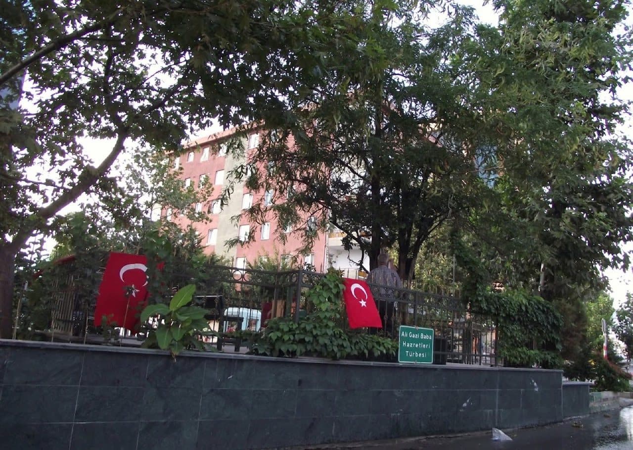 Ali Gazi Baba Hazretleri Türbesi